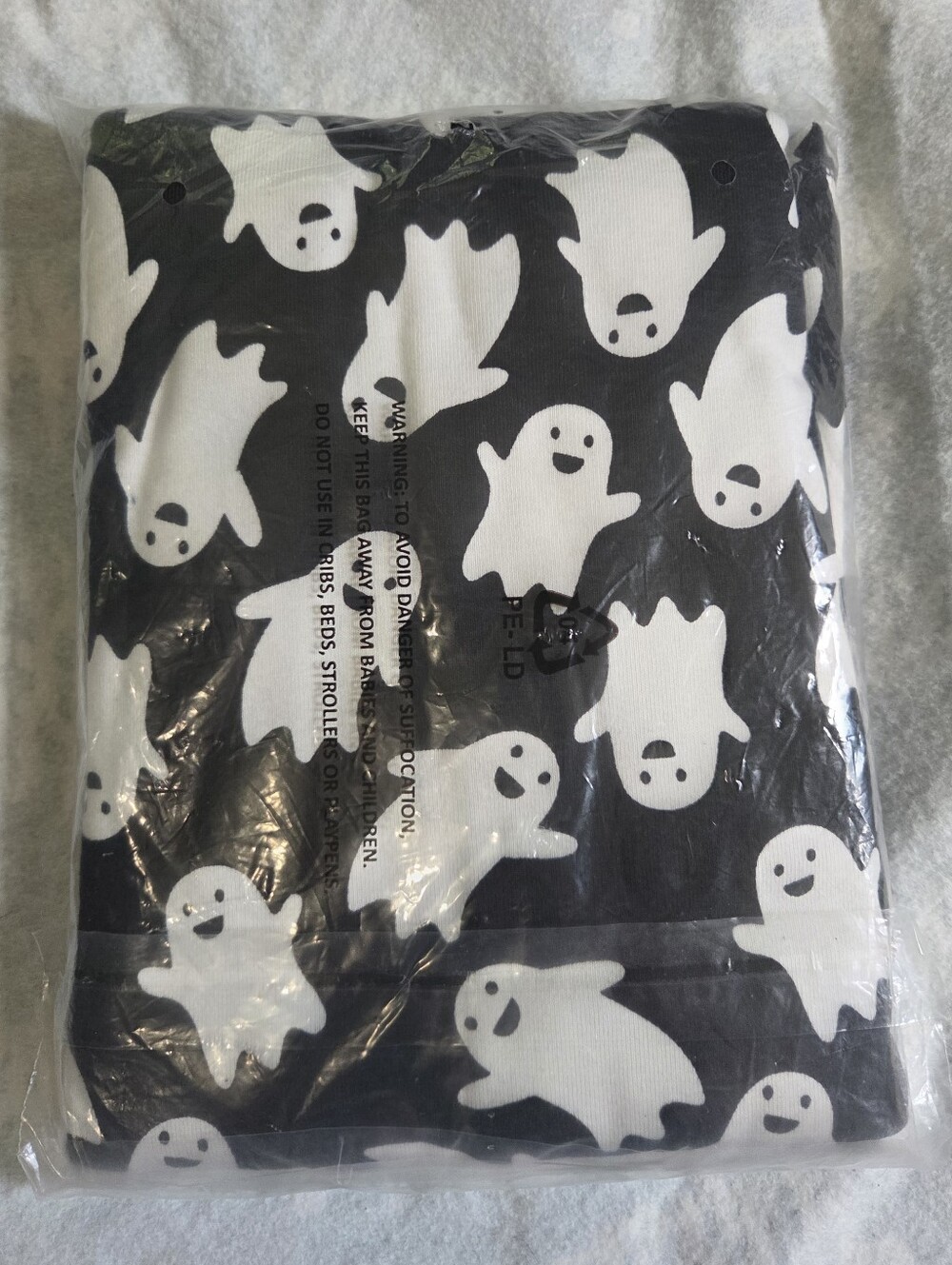 New Hanna Andersson Black and White Ghost PJ Set Sz 14 /160cm - Picture 5 of 5